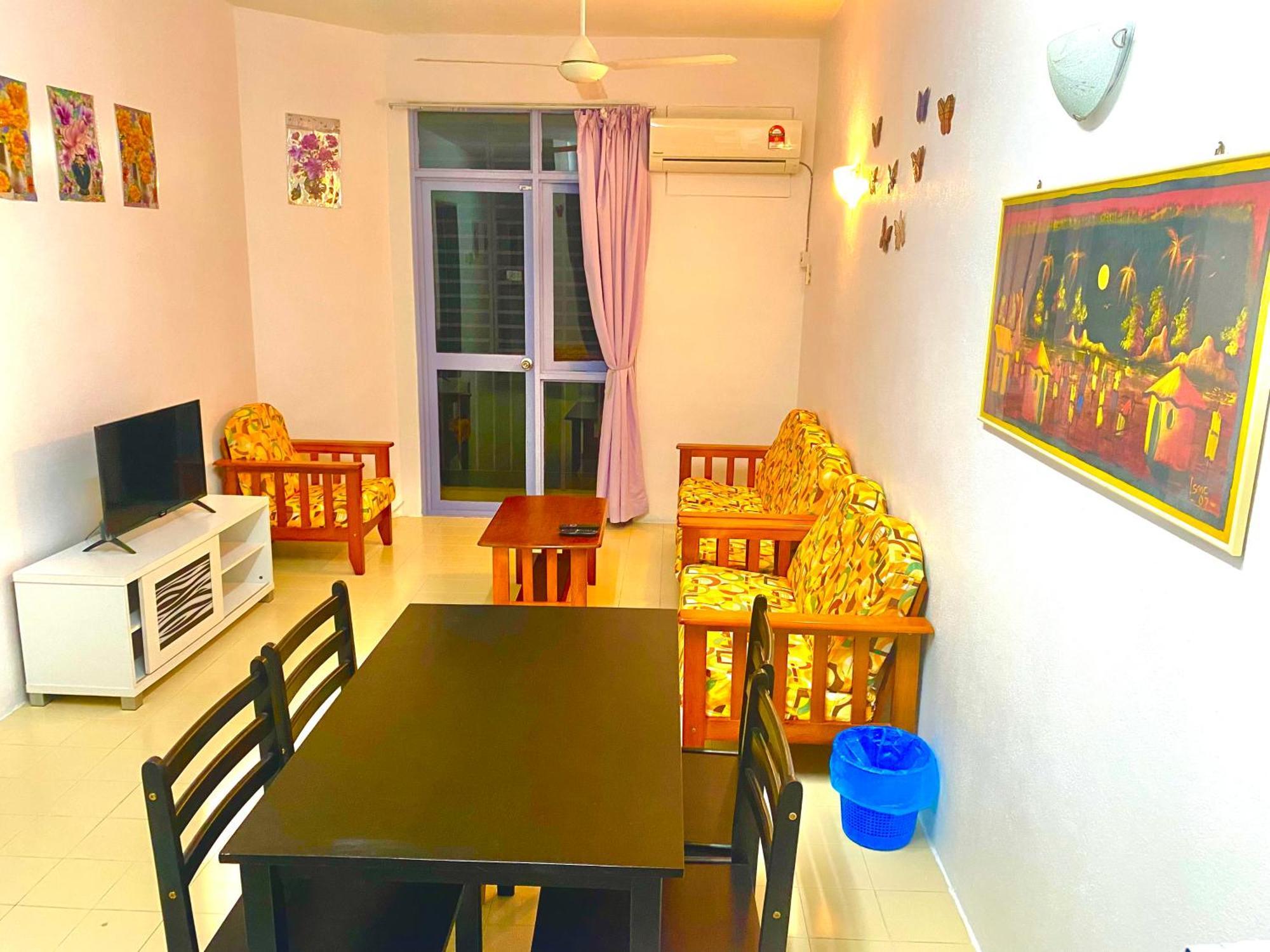 Batu Ferringhi Bayu Emas Apartment Exterior foto